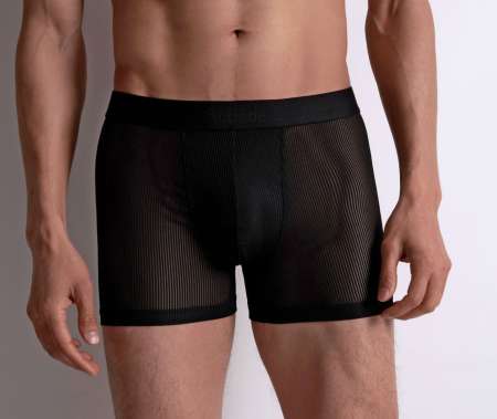 Photo ads/2472000/2472743/a2472743.jpg : Homme bien monté cherche Femme