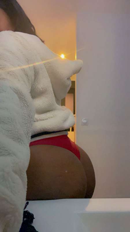 Photo ads/2472000/2472854/a2472854.jpg :  Maria latina