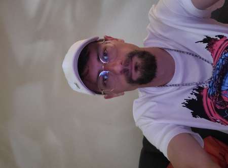 Photo ads/2476000/2476169/a2476169.jpg : Passif 1m71 50kg