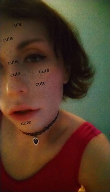 Photo ads/2477000/2477280/a2477280.jpg : Transgenre pour F ou MtF