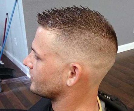Photo ads/2477000/2477584/a2477584.jpg : Cherche coiffeuse à domicile pour coupe +
