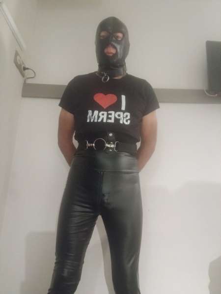 Photo ads/2478000/2478506/a2478506.jpg : Lope soumi cherche Dominateur