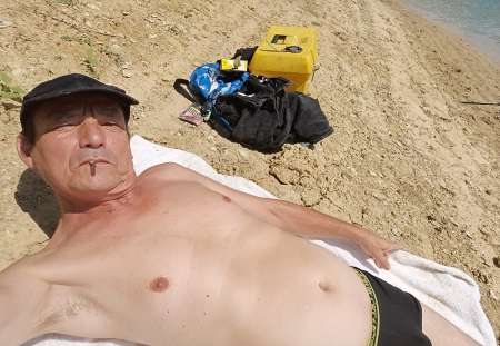 Photo ads/2490000/2490392/a2490392.jpg :  Recherche femme ronde