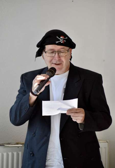 Photo ads/2493000/2493346/a2493346.jpg : Recherche couple ou femme de couleur