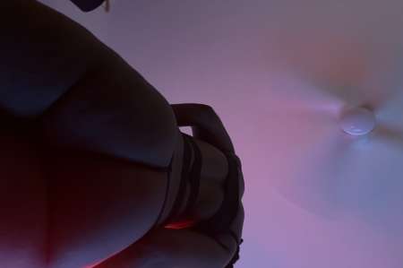 Photo ads/2494000/2494026/a2494026.jpg : Guadeloupéenne dispo 23 août