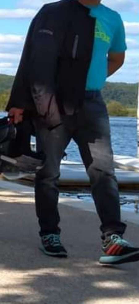 Photo ads/2497000/2497241/a2497241.png : Pour jeune femme dans le besoin