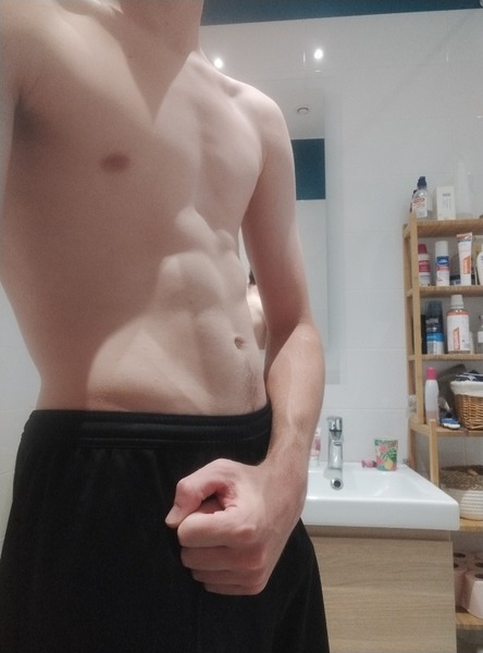 Photo ads/2507000/2507924/a2507924.jpg : Jh de 20 ans pour exhib et plan réels