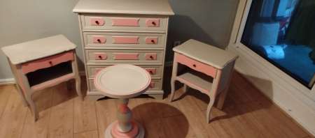 Photo ads/2514000/2514378/a2514378.jpg : Ensemble de meubles pour chambre où autre