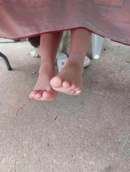 Photo ads/2518000/2518454/a2518454.jpg : Reine dominante recherche moneyslave dévoué