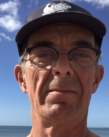 Photo ads/2518000/2518715/a2518715.jpg : Homme mûre pour femme infidèle sans tabous