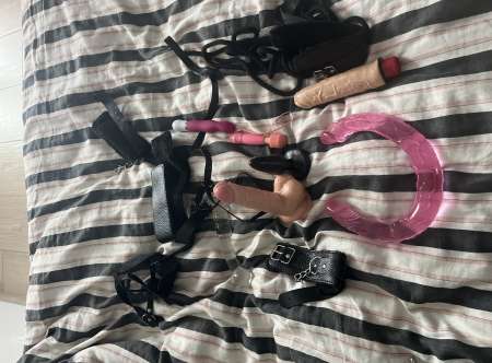 Photo ads/2521000/2521167/a2521167.jpg : HOMME CHERCHE SOUMISE