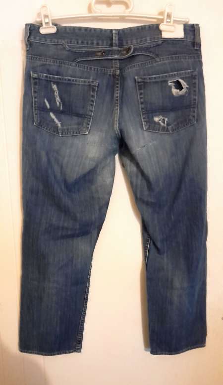 Photo ads/2521000/2521763/a2521763.jpg : Jean jeune homme "Zalando" taille 28