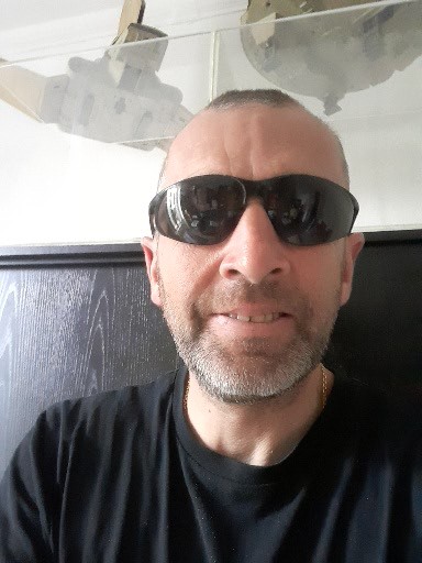 Photo ads/2524000/2524614/a2524614.jpg : Homme recherche sexfriend