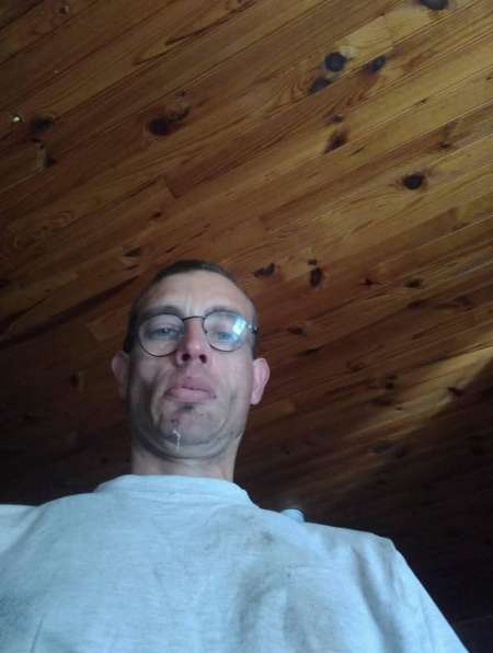 Photo ads/2531000/2531101/a2531101.jpg : Recherche gay bi ou autre