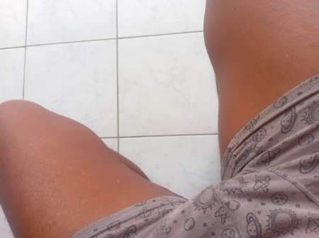 Photo ads/2531000/2531790/a2531790.jpg : Homme qui réalise les désire de madame