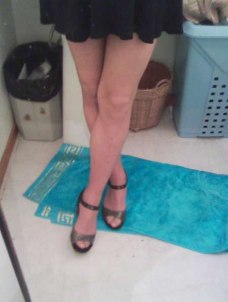 Photo ads/2532000/2532635/a2532635.jpg : léa, trav en chaleur pour hétéros