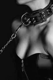 Photo ads/2539000/2539251/a2539251.jpg : recherche femme soumise ou couple de soumis