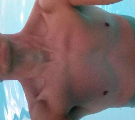 Photo ads/2542000/2542140/a2542140.jpg : Crise de la quarantaine