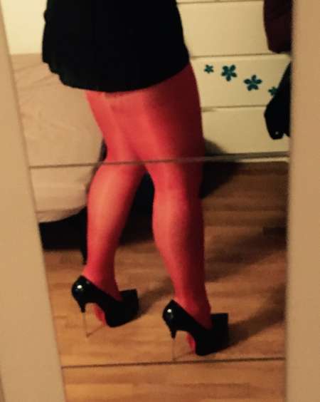 Photo ads/2543000/2543974/a2543974.jpg : Trav a Grosse chatte anale pour très grosse queue