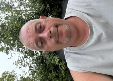 Photo ads/2545000/2545076/a2545076.jpg : Rechercher plaisir .