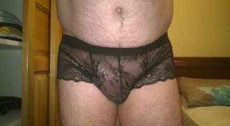 Photo ads/2552000/2552148/a2552148.jpg : cherche femme domi suivie et plus si entente