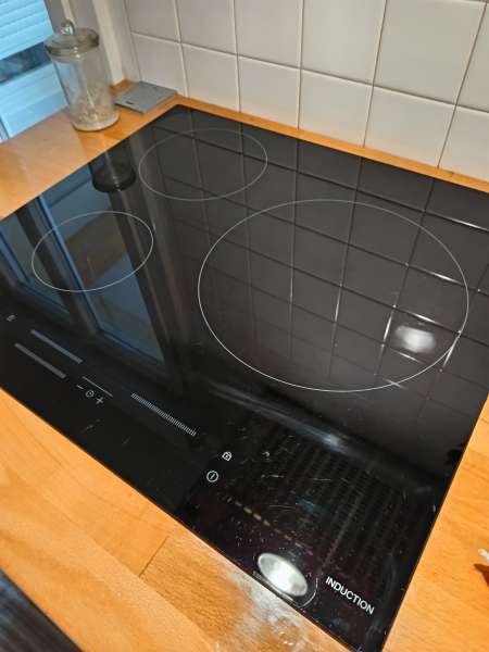 Photo ads/2552000/2552628/a2552628.jpg : Plaque à induction 3 feux