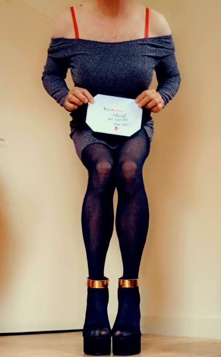 Photo ads/2552000/2552886/a2552886.jpg : Recherche une relation avec un homme bien monté et