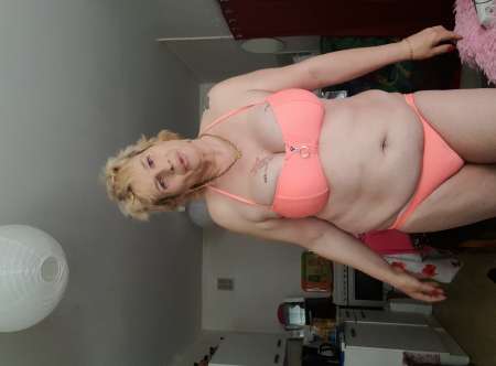 Photo ads/2553000/2553506/a2553506.jpg : Trans pour massage sensuelle et érotique