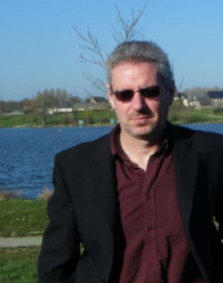 Photo ads/2554000/2554556/a2554556.jpg : je recherche une masseuse