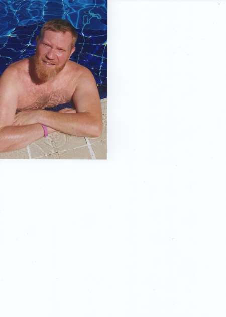 Photo ads/2555000/2555358/a2555358.jpg : Homme posé rech sa sexgirl dans le respect