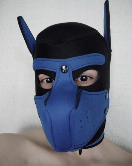 Photo ads/2555000/2555510/a2555510.png : Garcon soumis et docile proche nevers