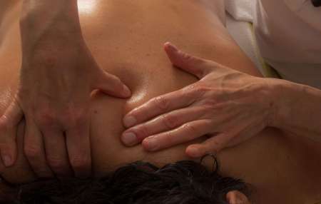 Photo ads/2555000/2555527/a2555527.jpg : Les massages libèrent l'esprit