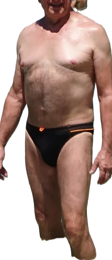 Photo ads/2556000/2556247/a2556247.jpg : Cherche femme sympa pour massage et jeux oraux