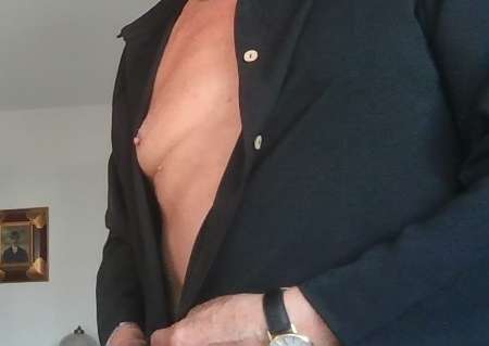 Photo ads/2556000/2556590/a2556590.jpg : Recherche complice F,H,CPL