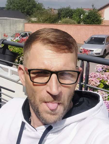 Photo ads/2560000/2560642/a2560642.jpg : Offre plaisir pour mes demoiselle et mesdames