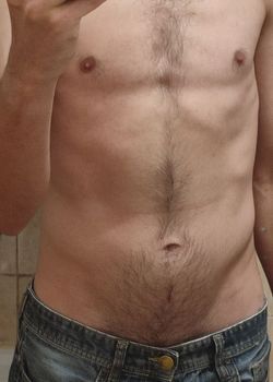 Photo ads/2561000/2561787/a2561787.jpg : Homme 30ans cherche femme