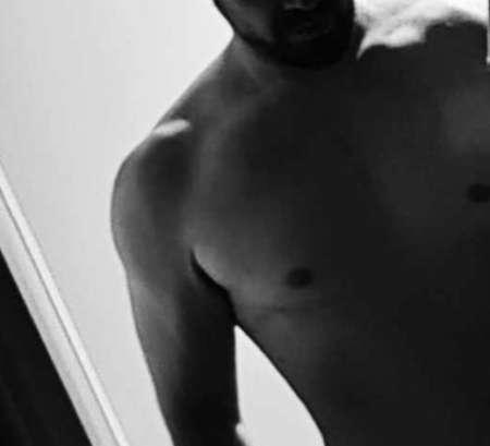 Photo ads/2562000/2562814/a2562814.jpg : Pour JF étudiante plan coquin