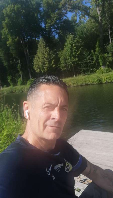 Photo ads/2563000/2563044/a2563044.jpg : Homme cherche femme R.Sérieuse