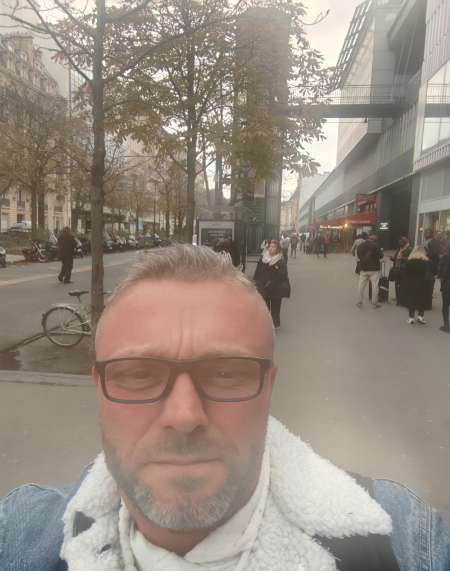 Photo ads/2564000/2564360/a2564360.jpg : Relation discrète sans pride de tête