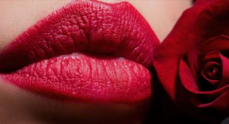 Photo ads/2566000/2566020/a2566020.png : Moment sensuel avec femme.