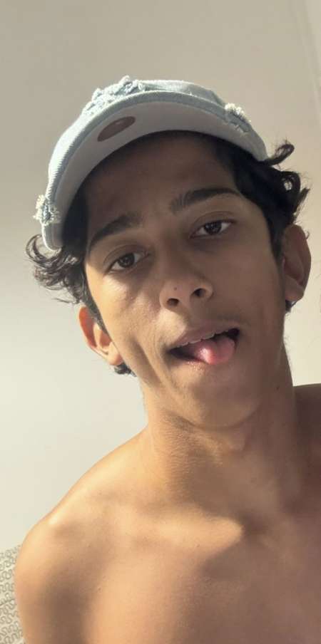 Photo ads/2567000/2567690/a2567690.jpg : Nouveau gay et fier !