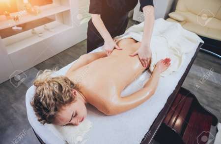 Photo ads/2567000/2567861/a2567861.jpg : Homme pour femme Massage body to body gratuit