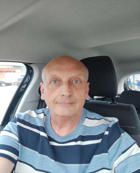 Photo ads/2569000/2569176/a2569176.jpg : H 67 ans recherche femme pour petite rencontre