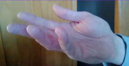 Photo ads/2573000/2573636/a2573636.png : relation coquine dans la discrétion