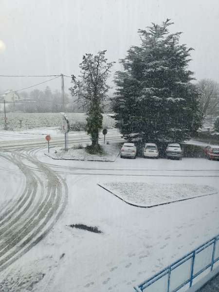 Photo ads/2574000/2574770/a2574770.jpg : Recherche première fois pour première fois