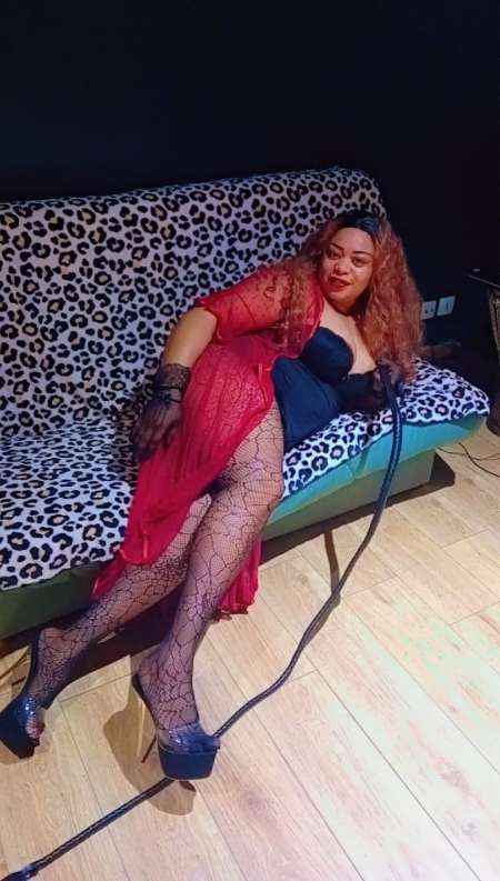 Photo ads/2578000/2578187/a2578187.jpg : Je suis une femme de Flers