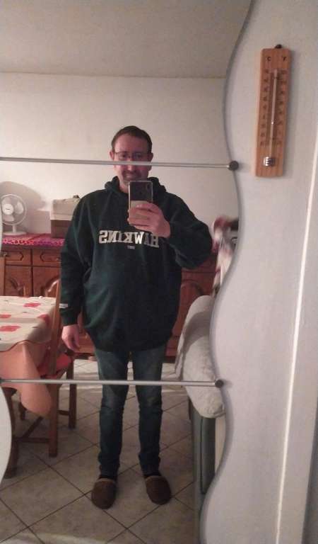 Photo ads/2585000/2585310/a2585310.jpg : Cherche une femme pouvant recevoir