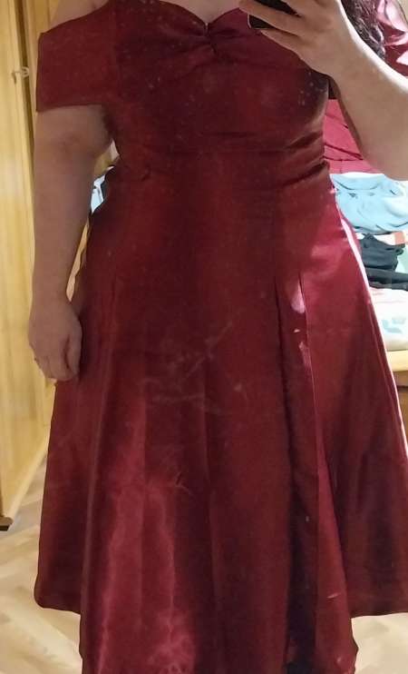 Photo ads/2591000/2591815/a2591815.jpg : je fait retouche couture vetement ect..