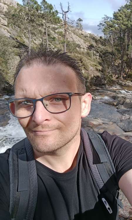 Photo ads/2592000/2592137/a2592137.jpg : Julien 37ans de Béthune