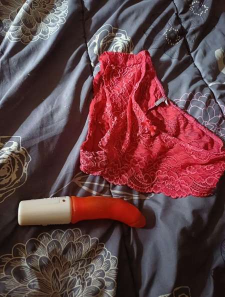 Photo ads/2592000/2592530/a2592530.jpg : Bonjour je cherche un homme bi obéissant ou couple